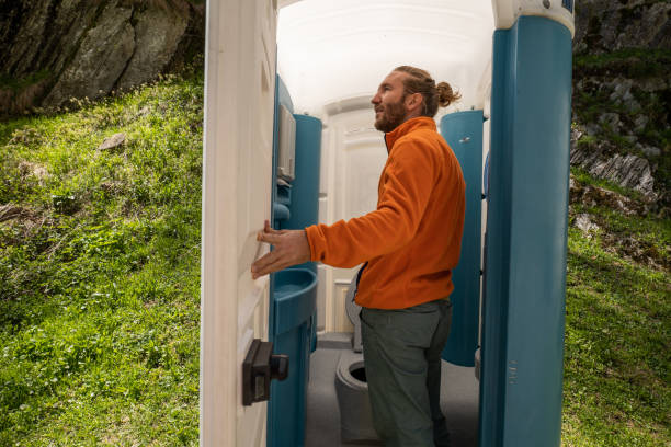 Best Porta potty rental near me  in East Uniontown, PA